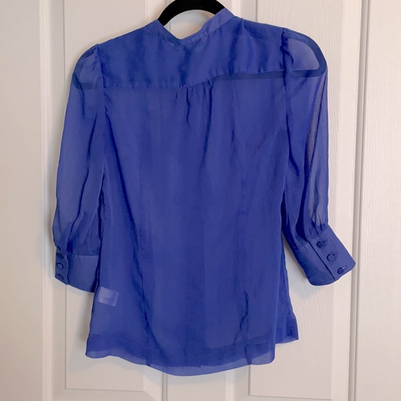 BANANA REPUBLIC BLOUSE - Picture 2 of 2